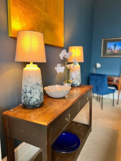 Entire Stylish Colourful Two Bed Flat In Clifton Apartment Bristol