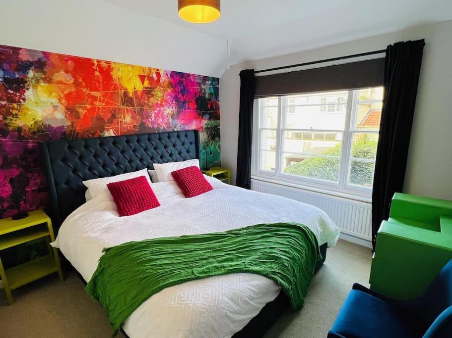 Entire Stylish Colourful Two Bed Flat In Clifton Apartment *